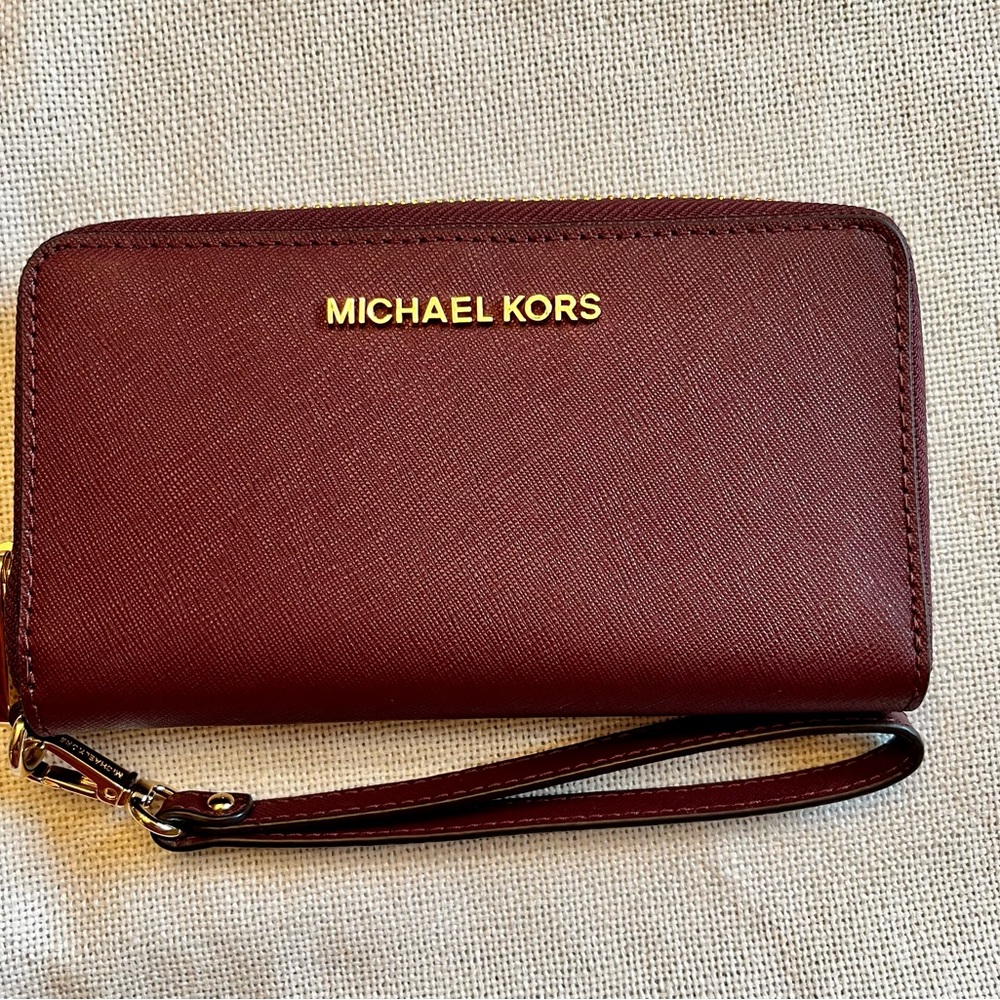 Michael Kors Jet Set Wallet